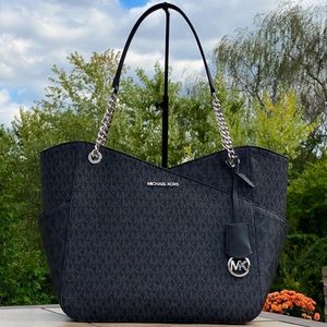 NWT Michael Kors Jet Set Chain Shoulder Tote